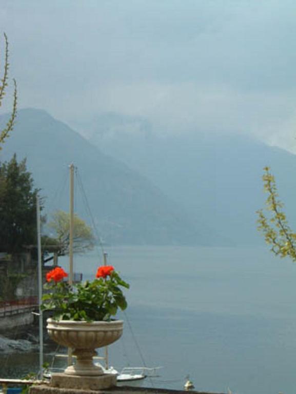 Villa Torretta Varenna Cameră foto